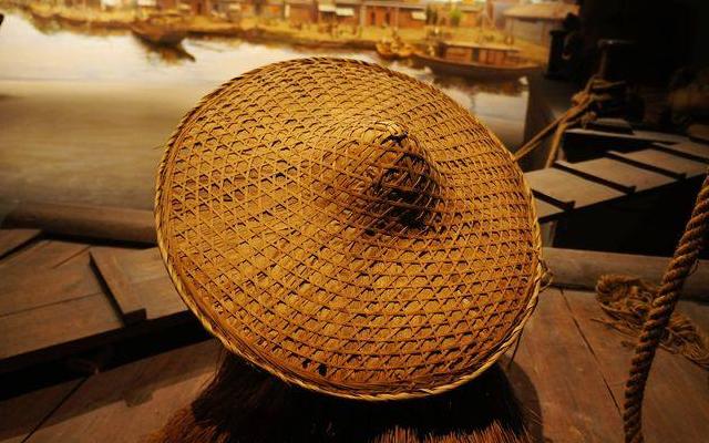 如何传承和发展惠安女服饰,福建惠安女服饰形成原因