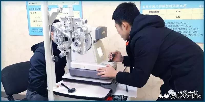 弃文从武军旅,弃武从文2015