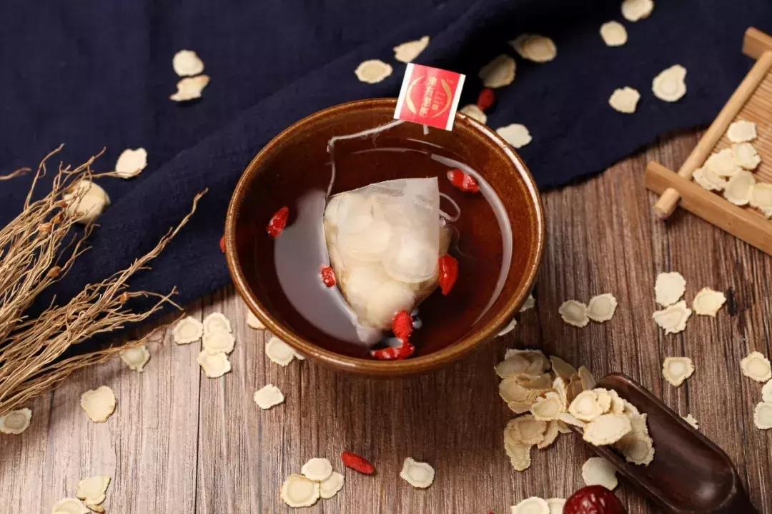 舌头辨体质,看舌头能看出几种体质