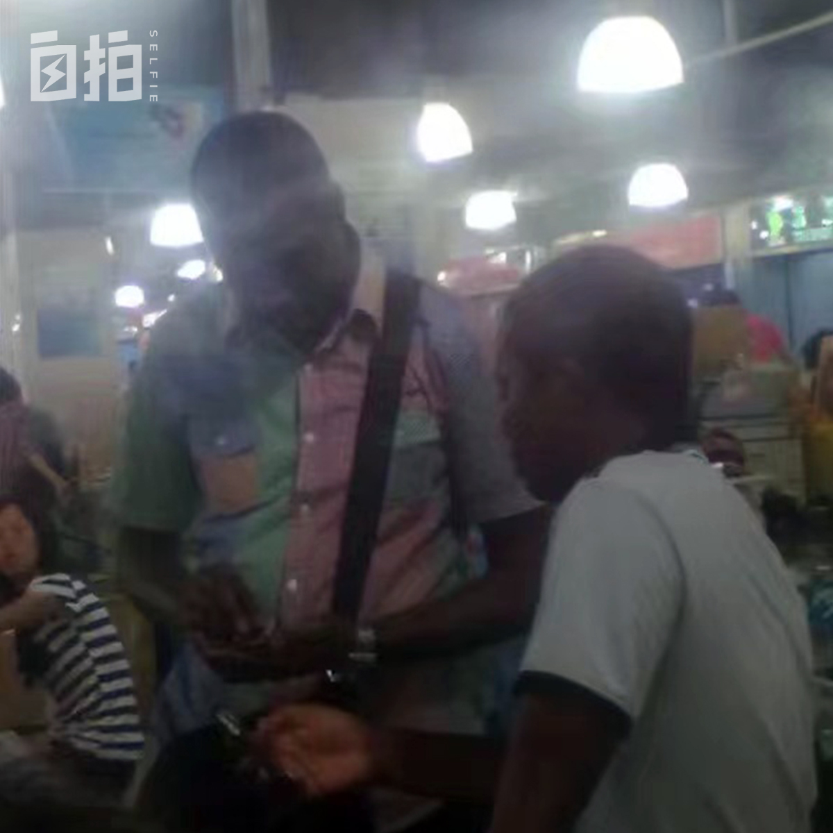 我,农村娃,在非洲卖中国手机,当小老板,月入三万多人民币