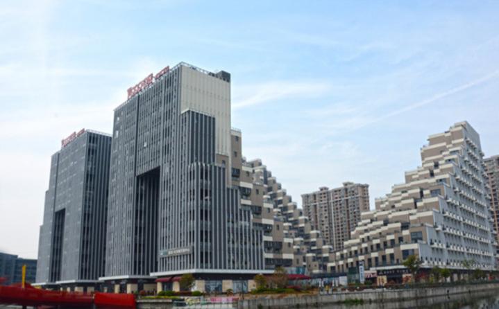 昆山花桥的房子现在值得买吗,昆山花桥能去苏州乘车吗