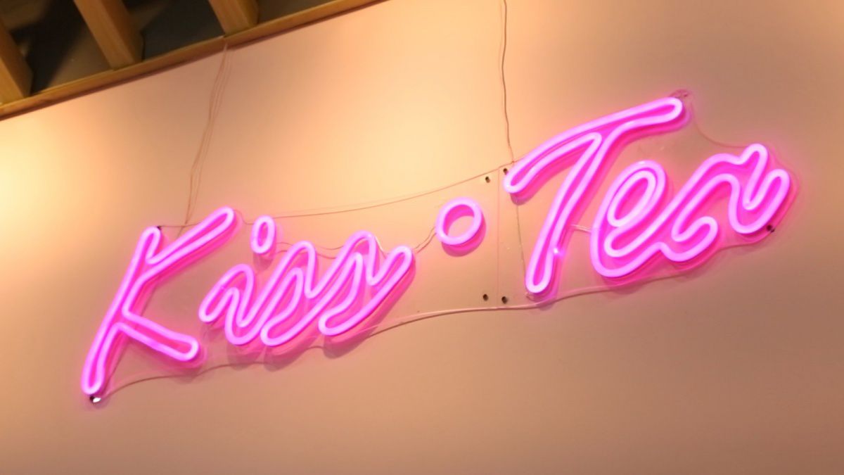 火爆全网的网红奶茶,网红火爆的奶茶店