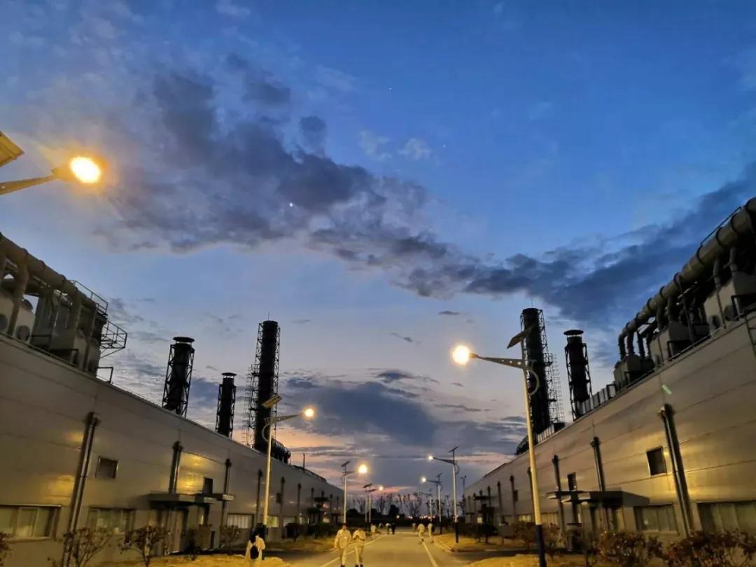 光伏厂离职,太阳能光伏企业破产