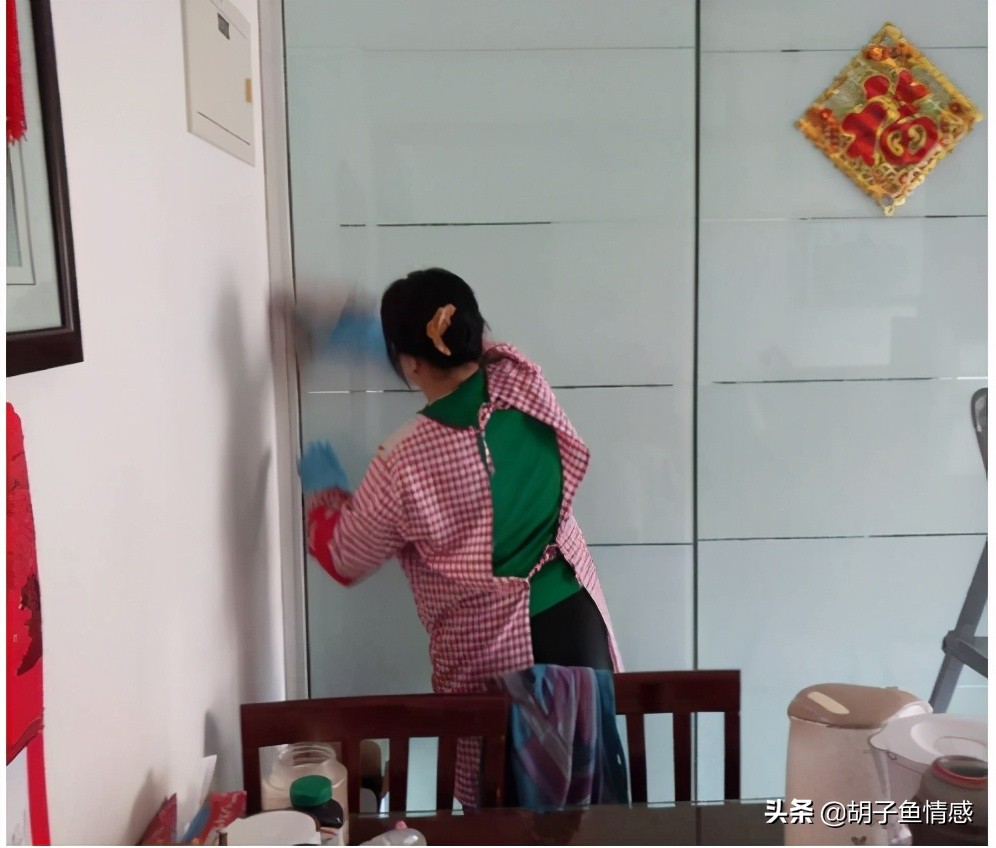 62岁阿姨哭诉完整版,62岁阿姨哭诉