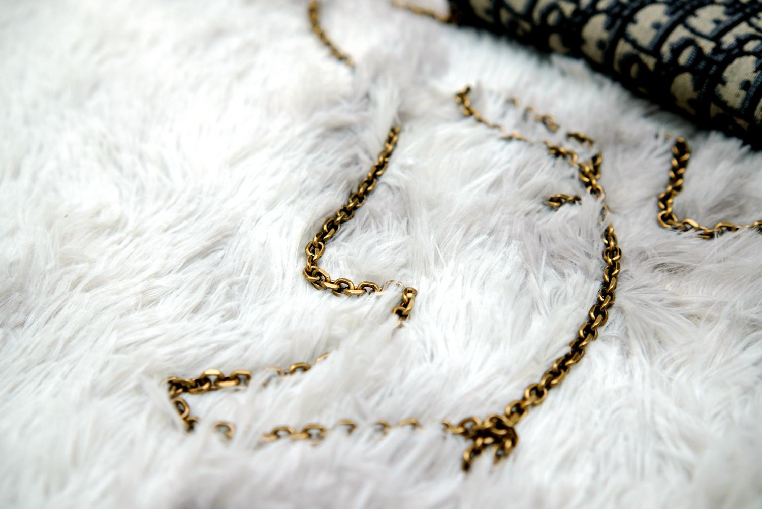 迪奥哪款包包值得购买,迪奥手袋哪款更值得入手