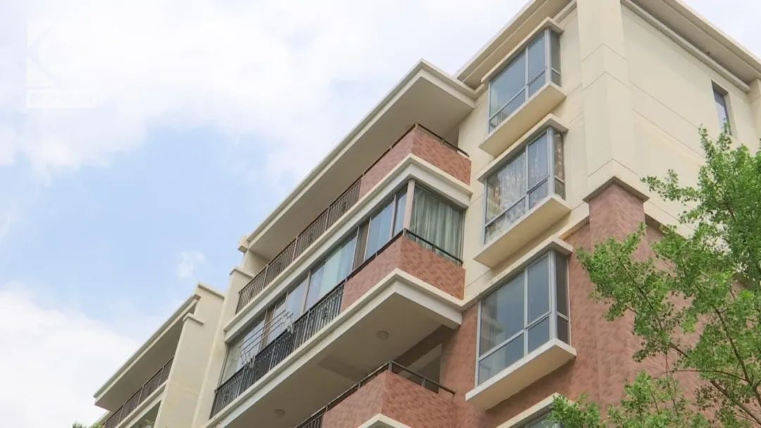 这本产权证，他们等了10年