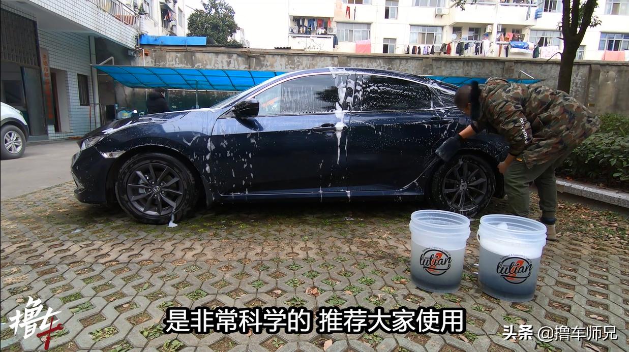 白色车车漆暗沉怎么办,车漆氧化失去光泽用什么洗