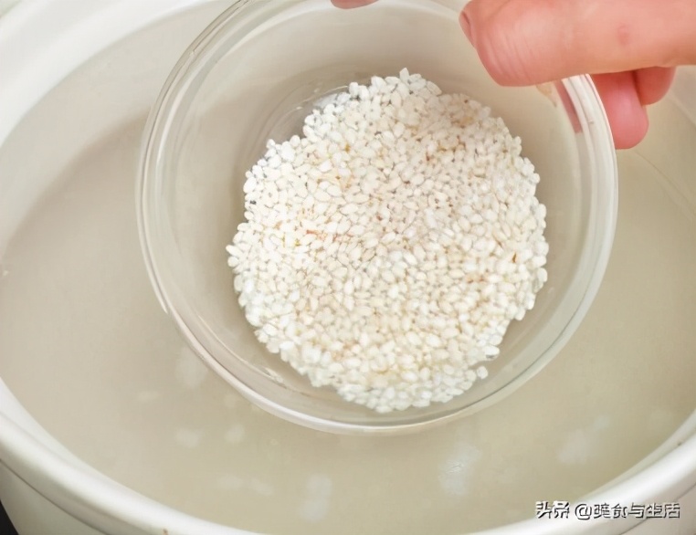 菊花雪梨茶生津润燥,菊花雪梨茶用什么菊花