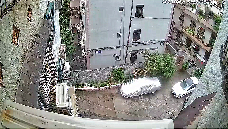 360红色警戒标准版和高配版的区别,360摄像头红色警戒版说明书