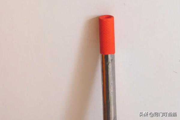 橡胶手套破了也别扔,家里的橡胶手套破了千万不要扔