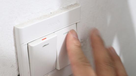 世达万用表质量怎么样,世达万用表和福禄克万用表