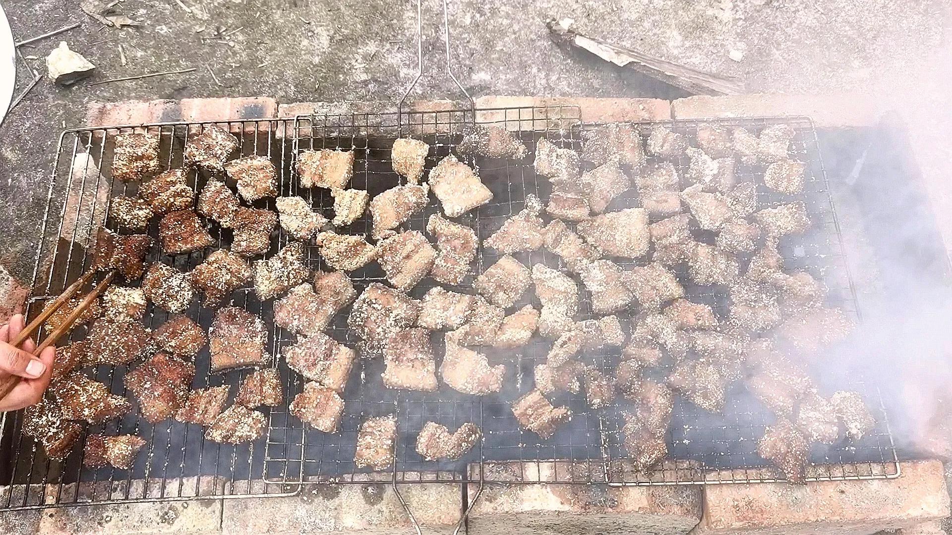 湖南永州烟熏腊米粉肉吃法,江西烟熏米粉肉的制作方法