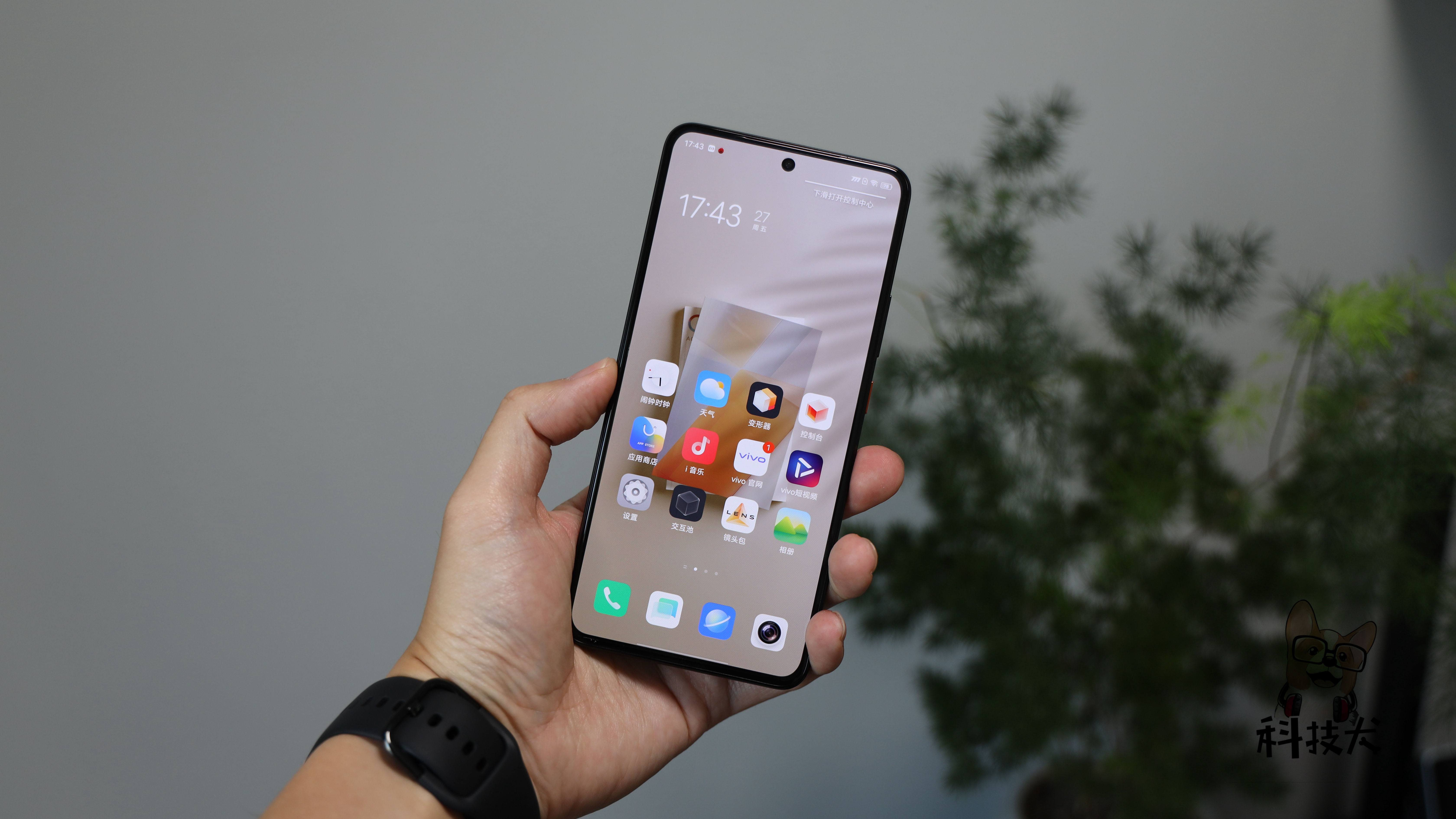 黑鲨4spro和iqoo8pro游戏对比,科技犬电视评测