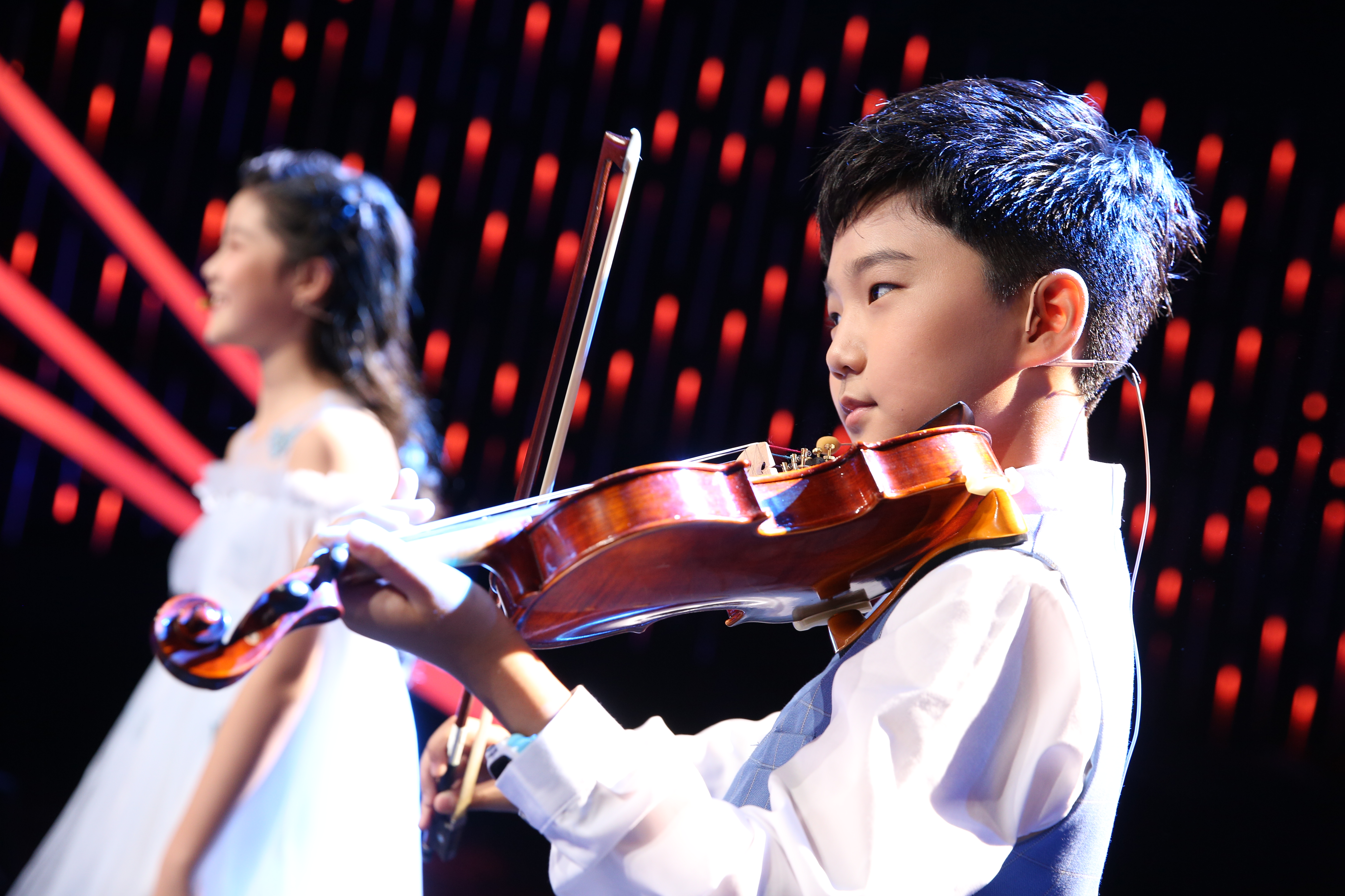 潮酷小童星杨子杰——一颗逐渐燃起的小新星