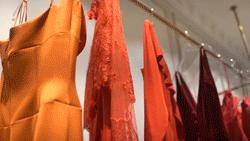 昆凌唐嫣谁漂亮,昆凌婚纱和baby婚纱