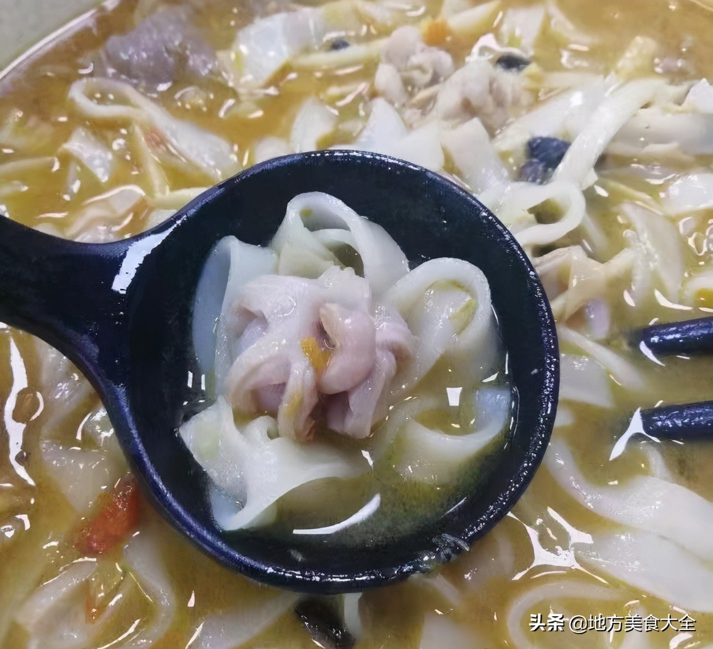 广西南宁必吃榜老友粉,宁愿退单也不催单,排队至少2小时起