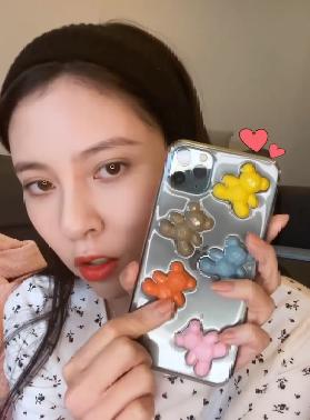 宋妍霏的潮流穿搭,宋妍霏一个被演技耽误的时尚博主