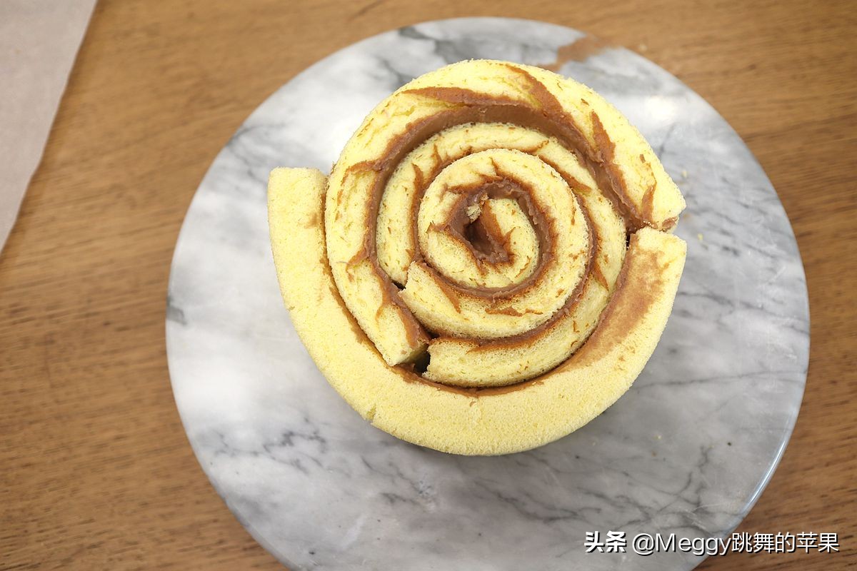 奶油树桩蛋糕教程,最简单的奶油蛋糕做法不用面粉做