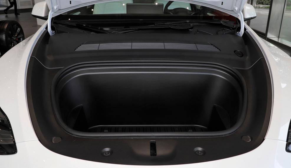 红旗e-hs9在挪威销量 (电动车是主流挪威公布9月汽车)