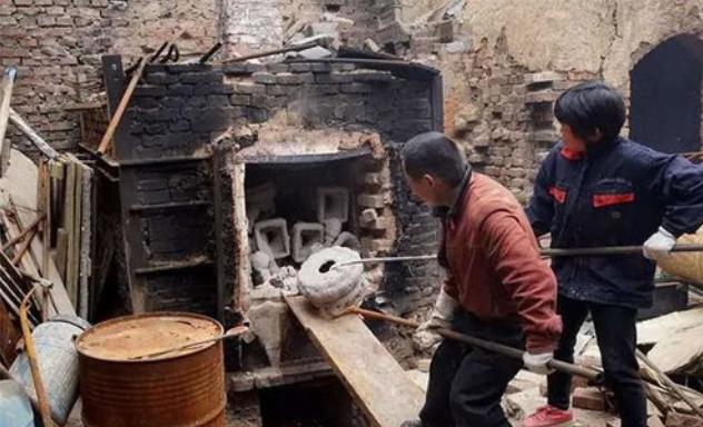 河南村民被骗案例视频真实,河南一村民带全村“造假”