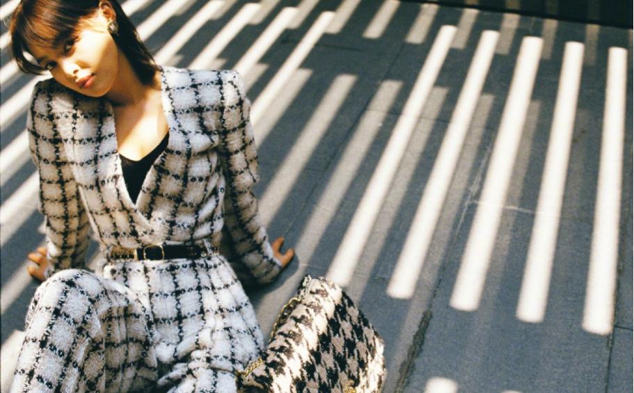 秋天怎样搭配衣服颜色,初秋格子风格搭配