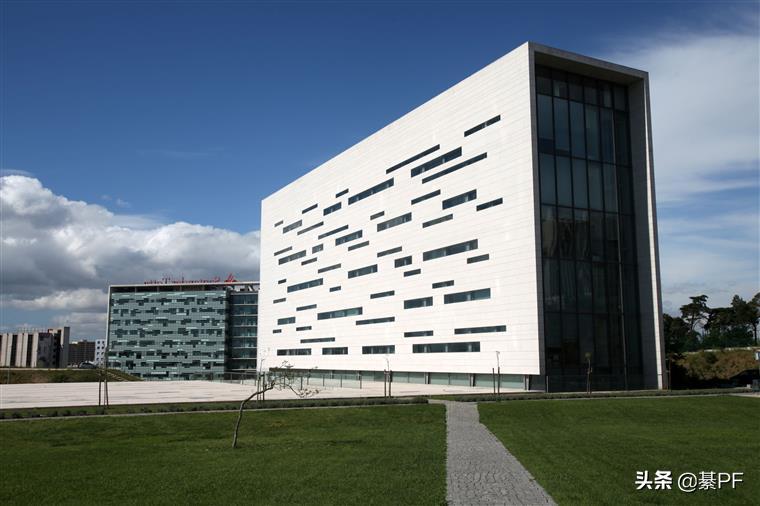 西班牙留学热门院校推荐,初中毕业葡萄牙留学条件