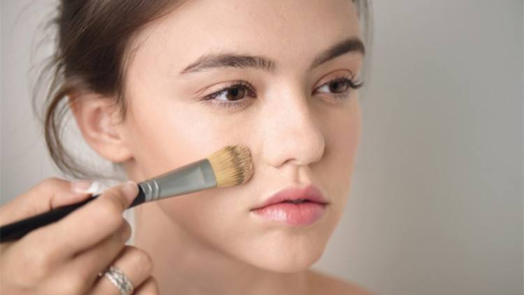 bb霜和cc气垫的正确使用顺序,bb霜的正确使用方法不掉妆吗