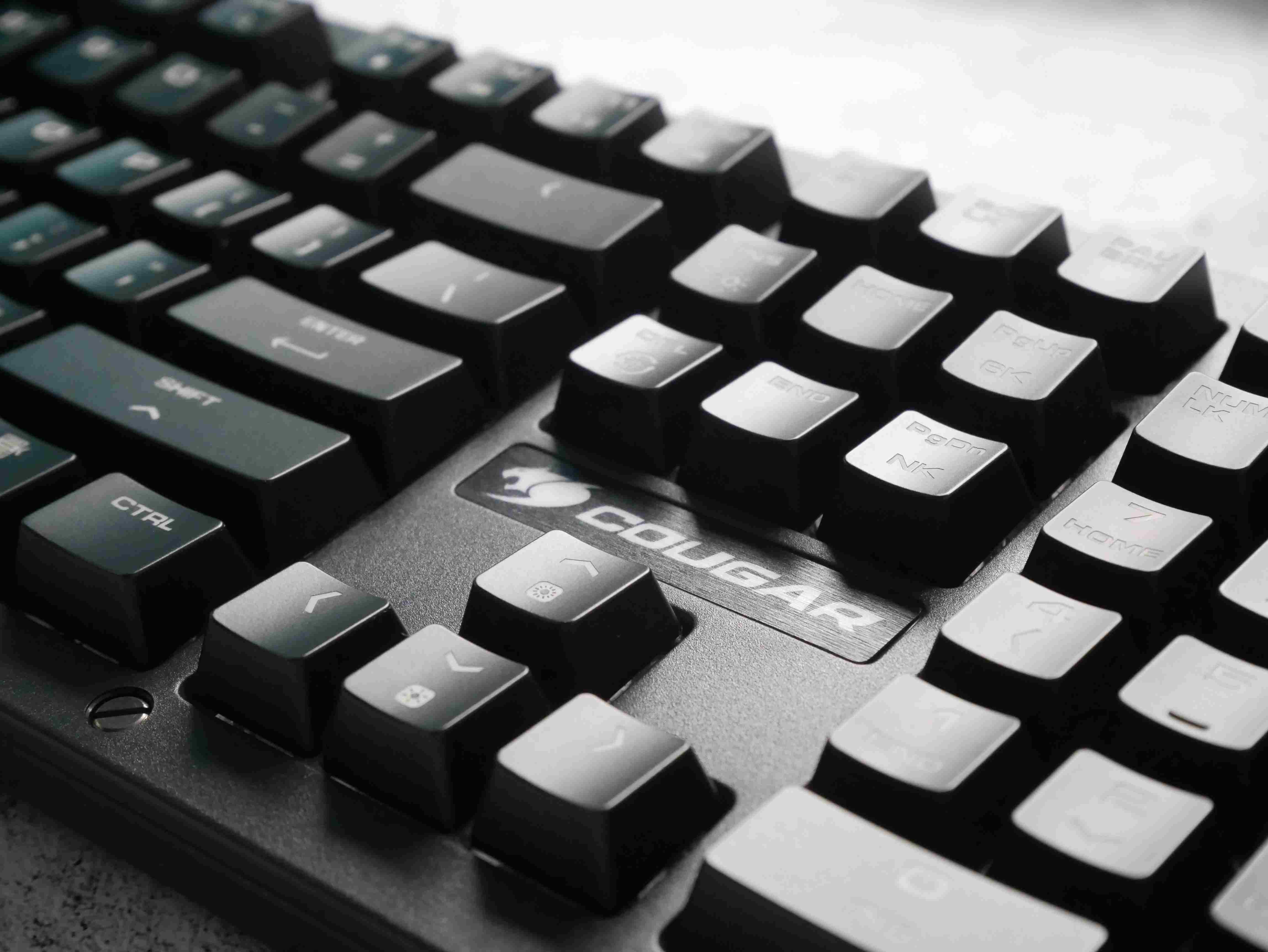 骨伽键盘红轴,骨伽键盘青轴