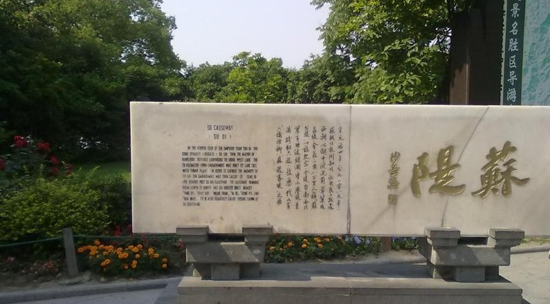 浜曞唸绾㈠鐪熷疄鐓х墖,浜曞唸绾㈠鏄摢閲屼汉