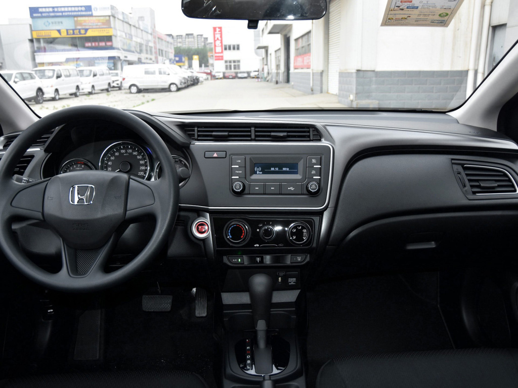 本田锋范2019款1.5lcvt舒适版,本田锋范是国产还是合资