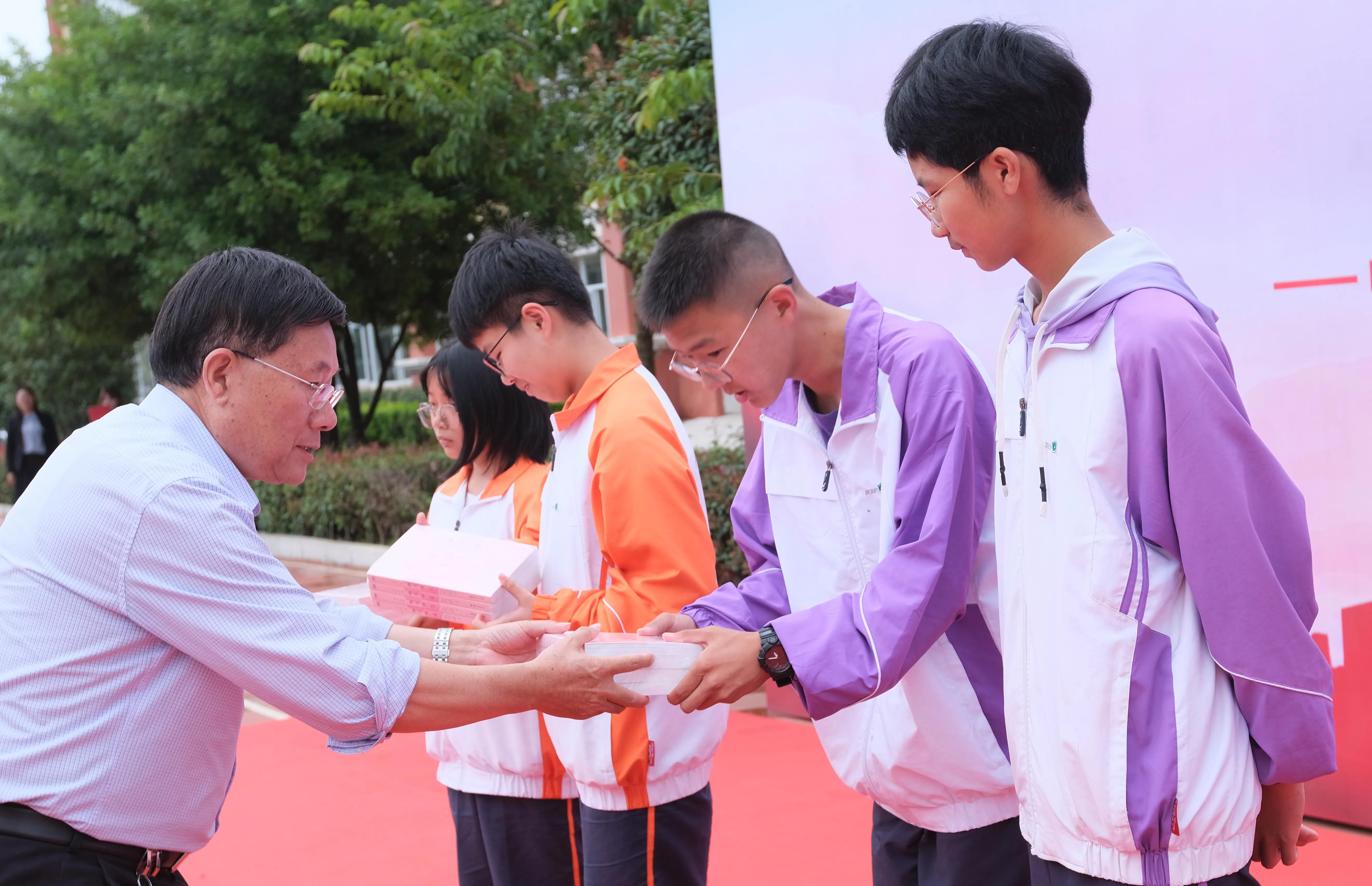 迎七一庆百年主题党日活动,建党百年七一庆典活动