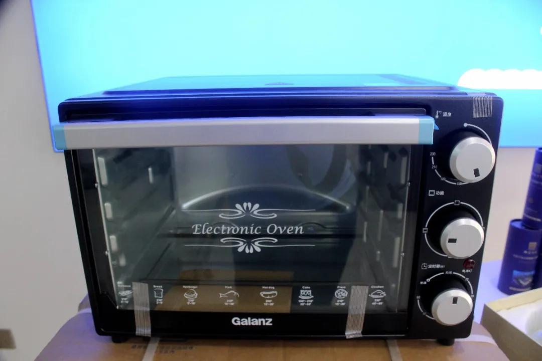 「限时秒杀」抢购2.89元红酒带回家！超值好礼，来就“兑”了