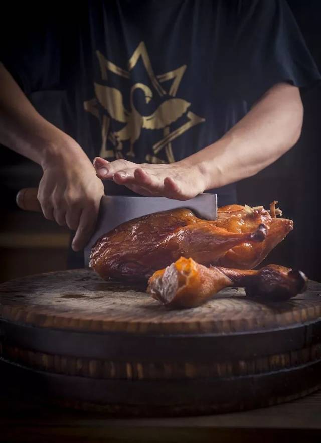 广州是什么类型的气候,广州是什么时候有地铁