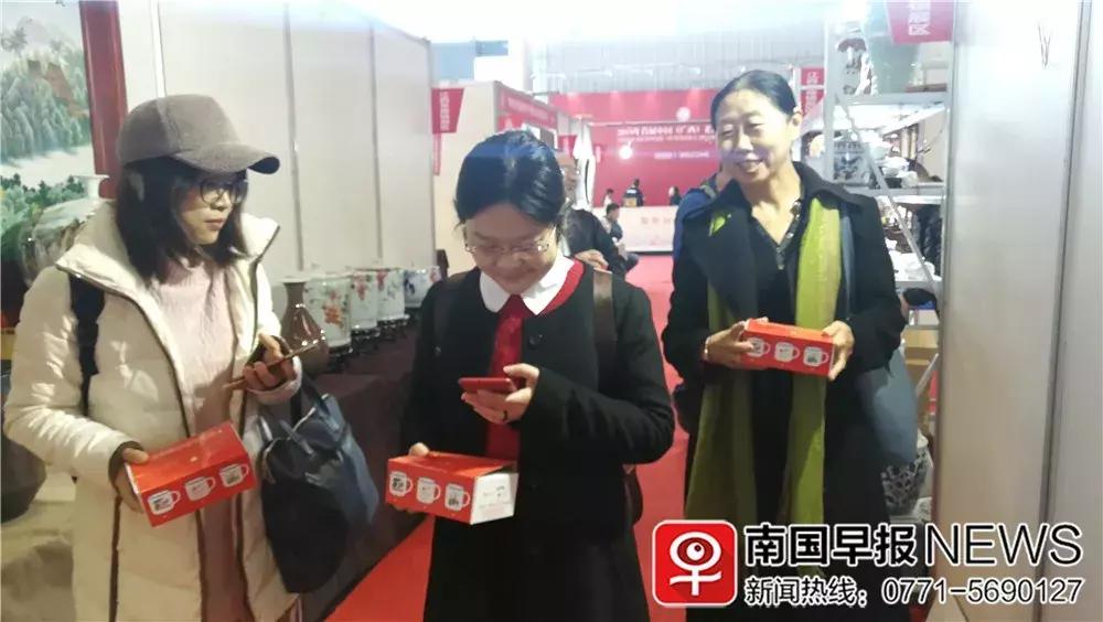 榴莲、陶瓷、木雕……好多人在南宁这个展会上淘到低价好货！