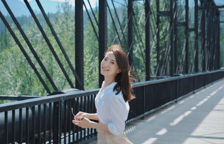 陈赫前妻许婧近照曝光高级感十足,蕾拉小姐许婧靠什么生活