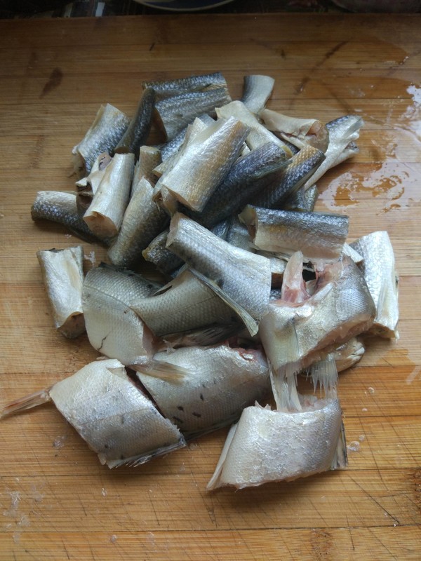 烧鱼放酒醋的正确方法,烧鱼要不要加醋