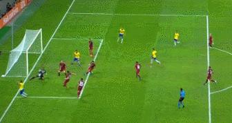 乌拉圭三球被吹,三次进球被吹