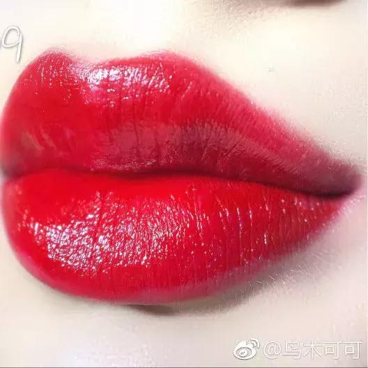 玫红色调的口红推荐,适合夏季的正红色口红