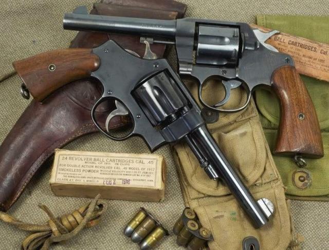 二战经典转轮手枪,曾经风靡世界五把手枪