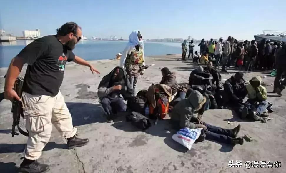 女人沦为*奴性**,男人被活埋:和平的不是这个时代,而是国家