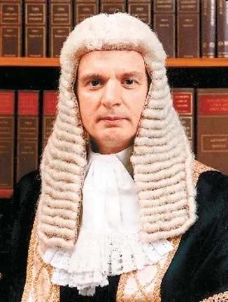 三房太太,13名子女,争夺几百亿家产,霍家宫斗比港剧精彩多了