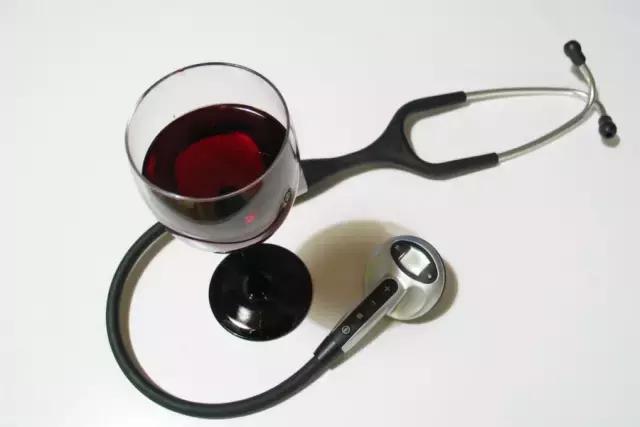 每天喝葡萄酒,每天喝葡萄酒有什么好处