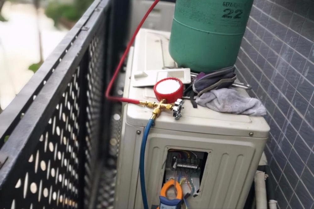 变频空调和定频空调效果哪个好,变频空调和定频空调的区别方法