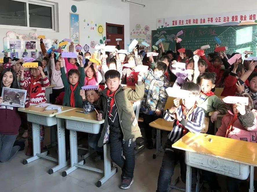 4位鼎石女生的科学梦