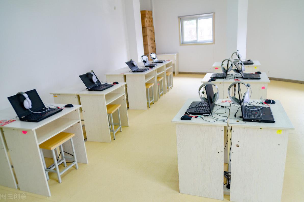 监狱给犯人提供专用的学习网，犯人学习交流有BBS论坛，你信吗？