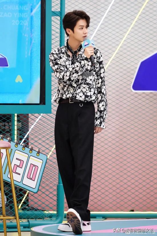 周震南帅气穿搭,周震南穿衬衫图片