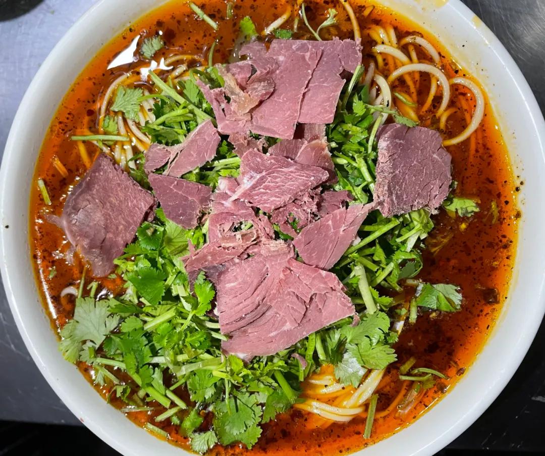 寮犺鐗涜倝鎷夐潰鎺㈠簵,寮犺鐗涜倝闈㈤