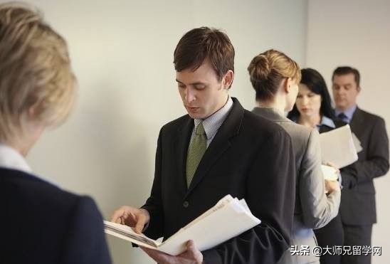 去加拿大留学有哪些优点和缺点,去加拿大留学对英语的要求