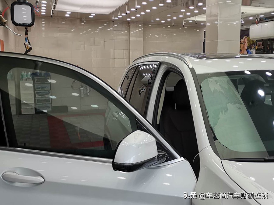 贴膜不小心开了除雾,贴膜后多长时间不能开窗