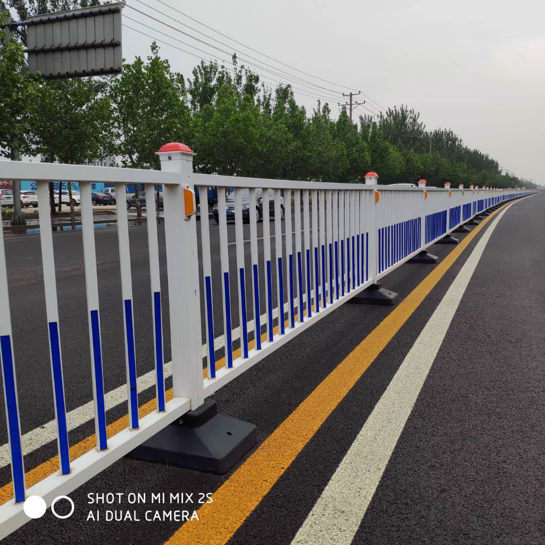 机动车撞击护栏有效措施是什么,机动车撞到护栏怎么处理